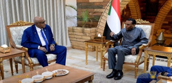 Prime Minister Discusses Common Issues between Executive and Judicial Branches with Deputy Chief Justice