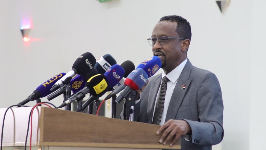 Al Eisir Calls for National Alignment