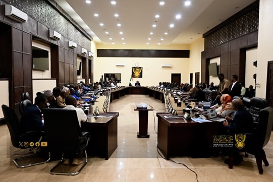 Cabinet Reviews Efforts to Prepare Conditions for Return to Khartoum Commends Social Peace Council